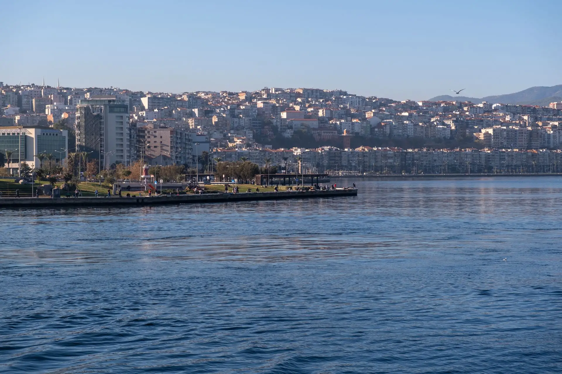 Karşıyaka manzarası
